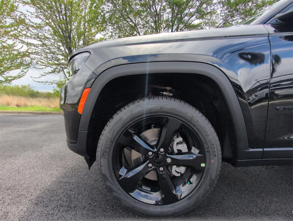 new 2025 Jeep Grand Cherokee L car, priced at $49,580