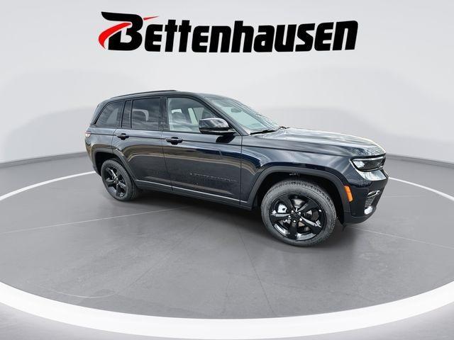 new 2025 Jeep Grand Cherokee car, priced at $55,730