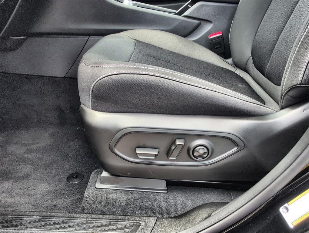 new 2025 Jeep Grand Cherokee car, priced at $34,996