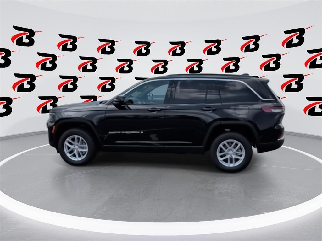 new 2025 Jeep Grand Cherokee car, priced at $34,996