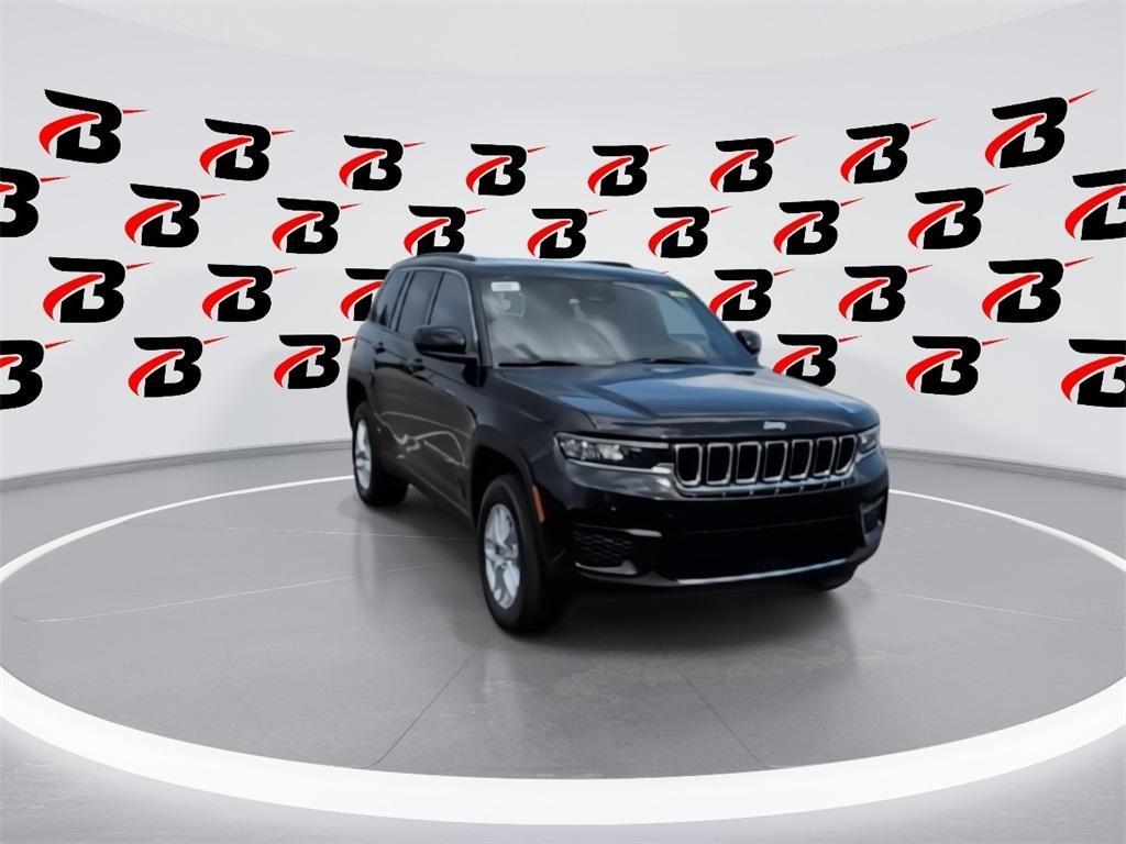 new 2025 Jeep Grand Cherokee car, priced at $34,996