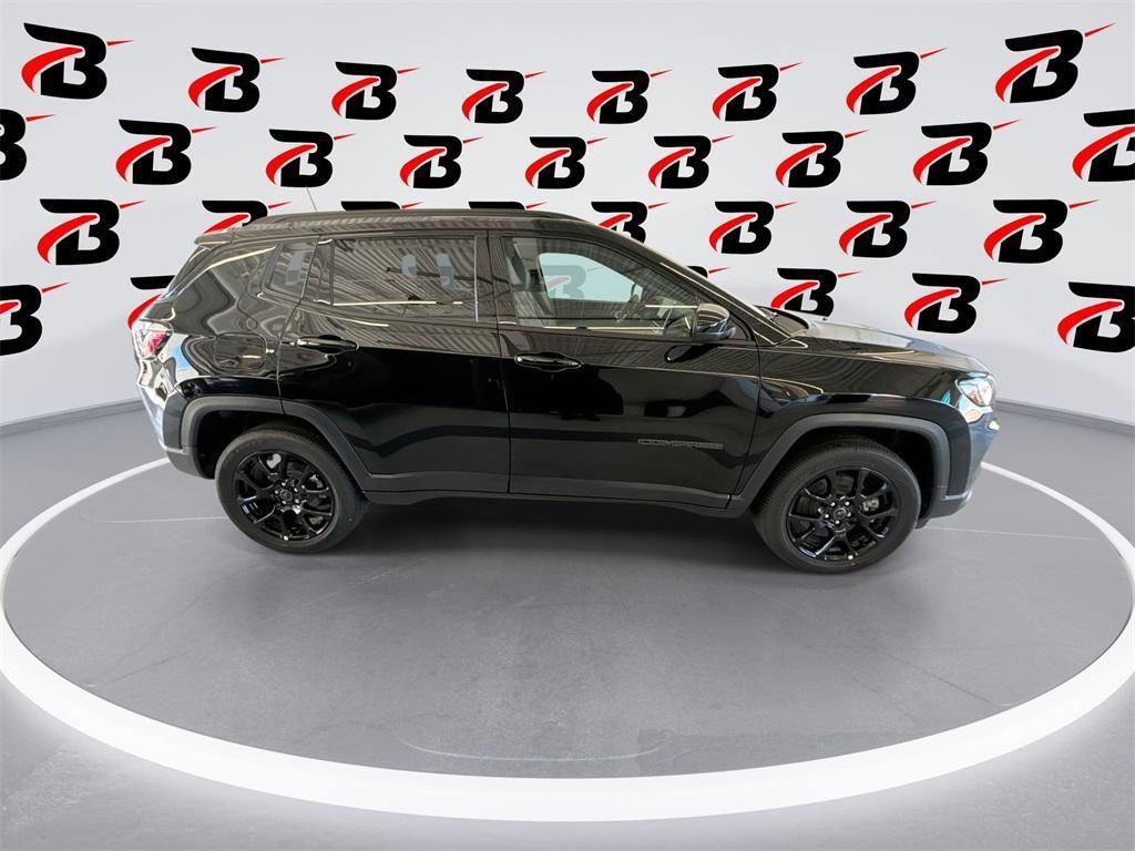 new 2025 Jeep Compass car, priced at $30,958
