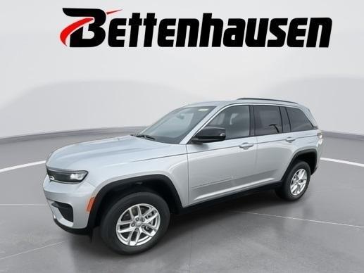 new 2025 Jeep Grand Cherokee car, priced at $40,999