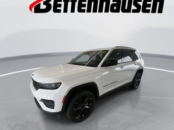 new 2025 Jeep Grand Cherokee car, priced at $40,580