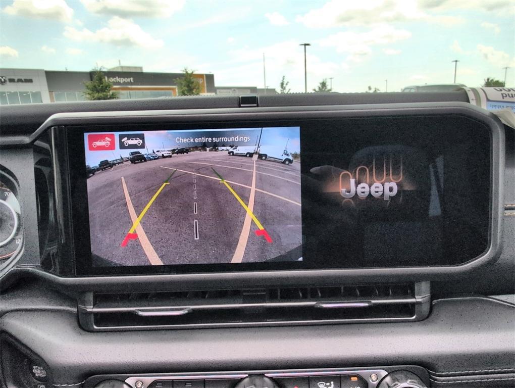 new 2025 Jeep Wrangler car, priced at $49,523