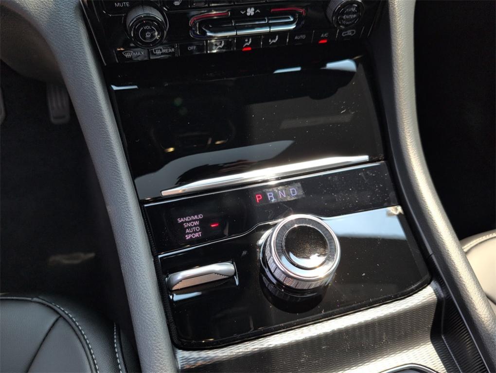new 2025 Jeep Grand Cherokee L car, priced at $48,211