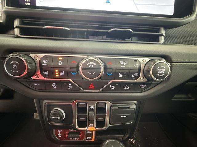 new 2025 Jeep Wrangler car, priced at $65,305