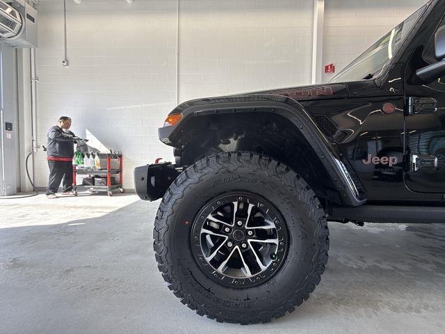 new 2025 Jeep Wrangler car, priced at $65,305