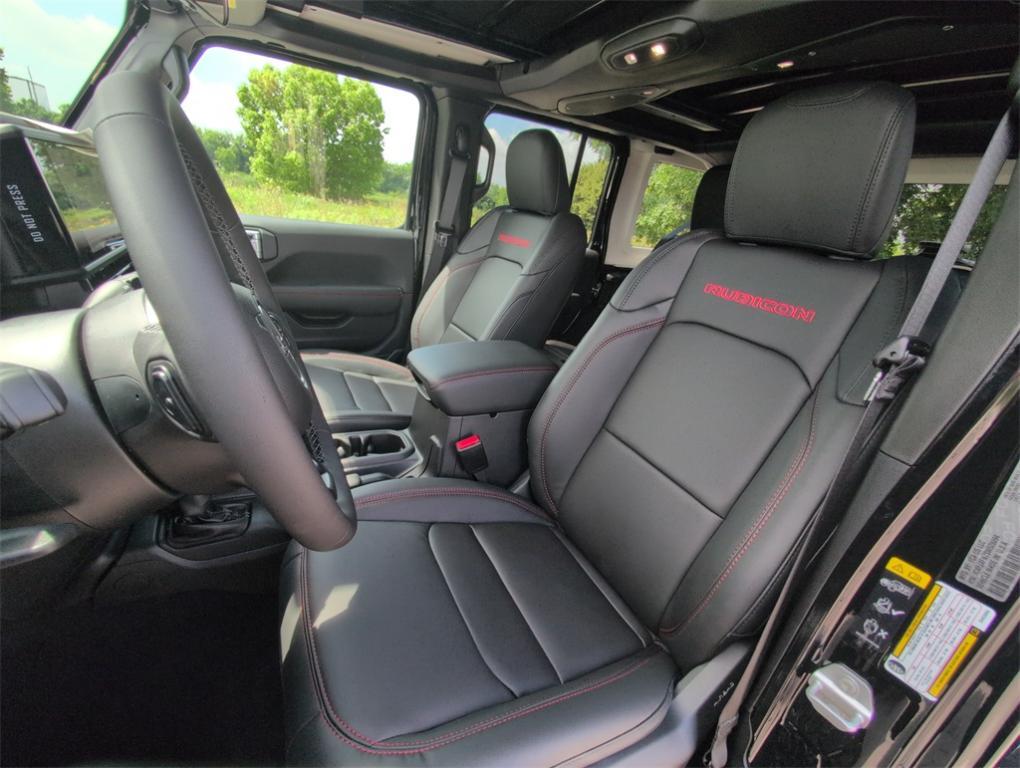 new 2025 Jeep Wrangler car, priced at $53,348