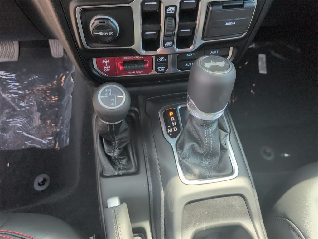 new 2025 Jeep Wrangler car, priced at $53,348