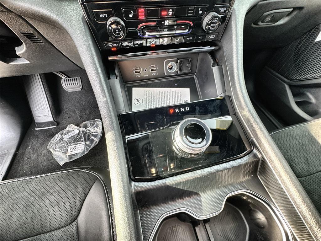 new 2025 Jeep Grand Cherokee L car, priced at $43,080