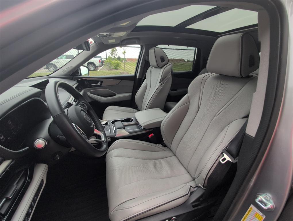 used 2023 Acura MDX car, priced at $46,750