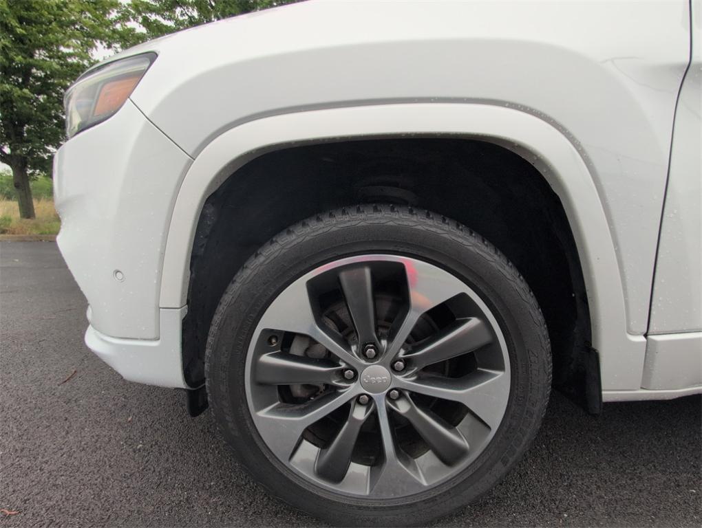 used 2019 Jeep Cherokee car, priced at $23,900