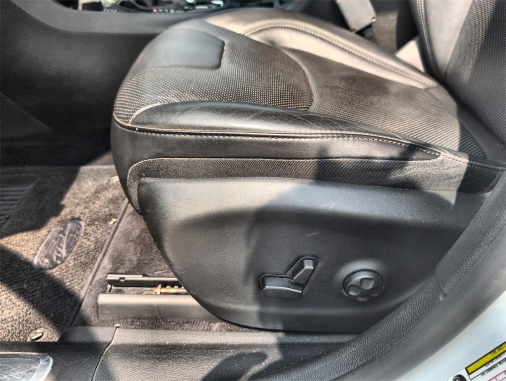 used 2019 Jeep Cherokee car, priced at $21,900