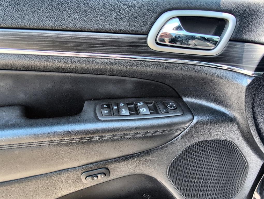 used 2022 Jeep Grand Cherokee WK car, priced at $27,900