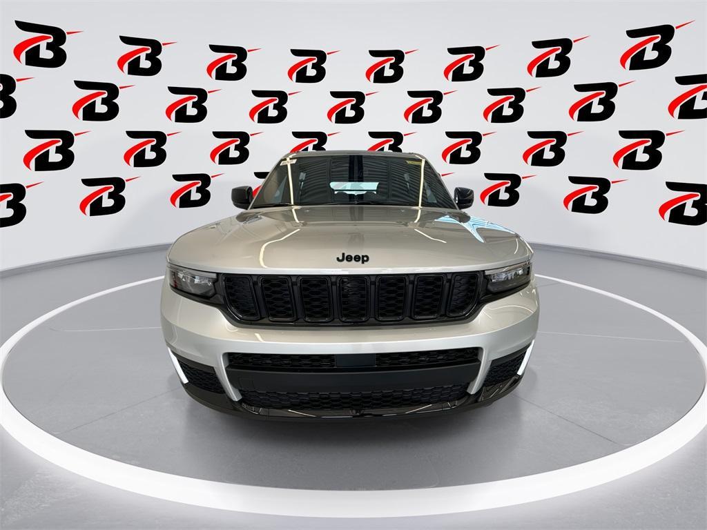 new 2025 Jeep Grand Cherokee L car, priced at $42,230