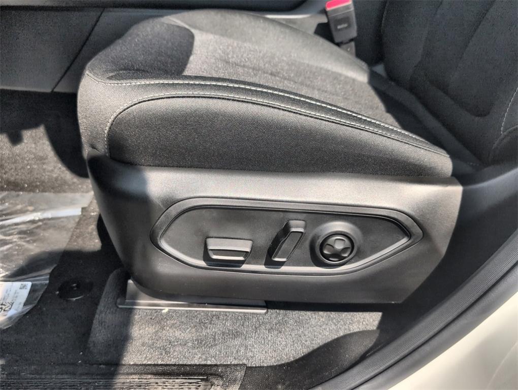 new 2025 Jeep Grand Cherokee car, priced at $36,498