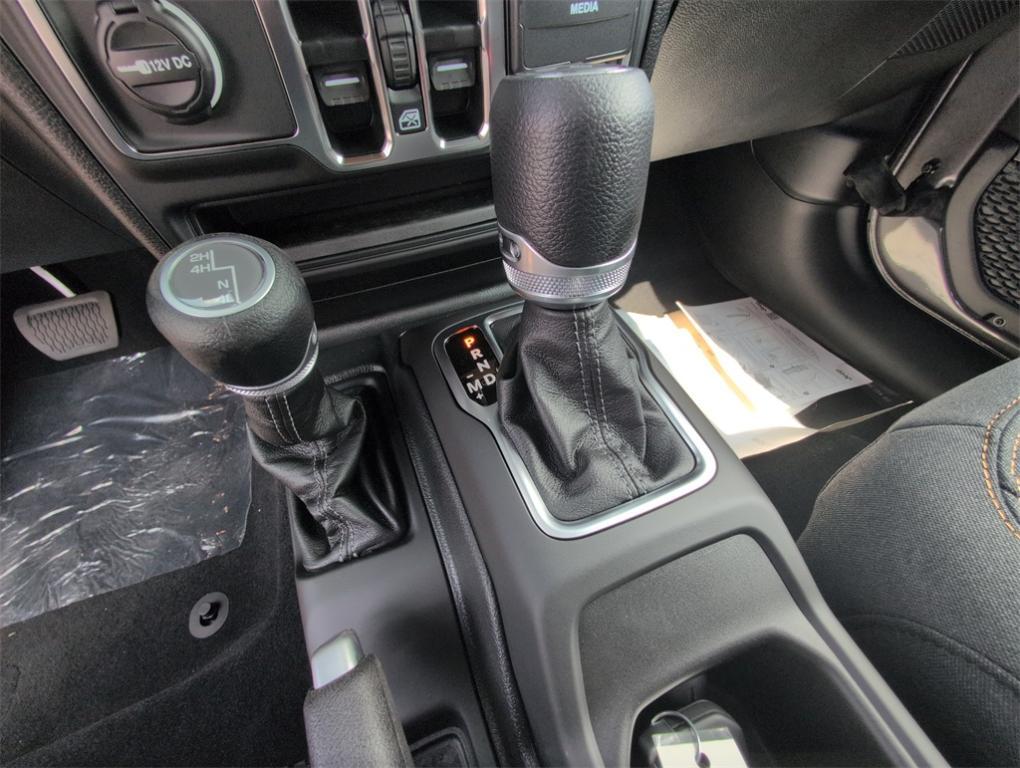 new 2025 Jeep Wrangler car, priced at $43,876
