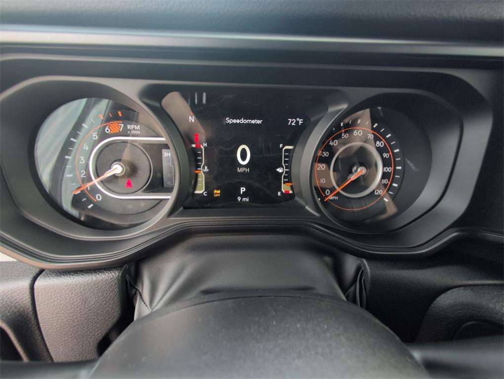 new 2025 Jeep Wrangler car, priced at $43,876