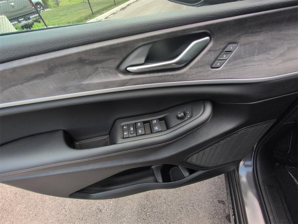 new 2025 Jeep Grand Cherokee car, priced at $44,544