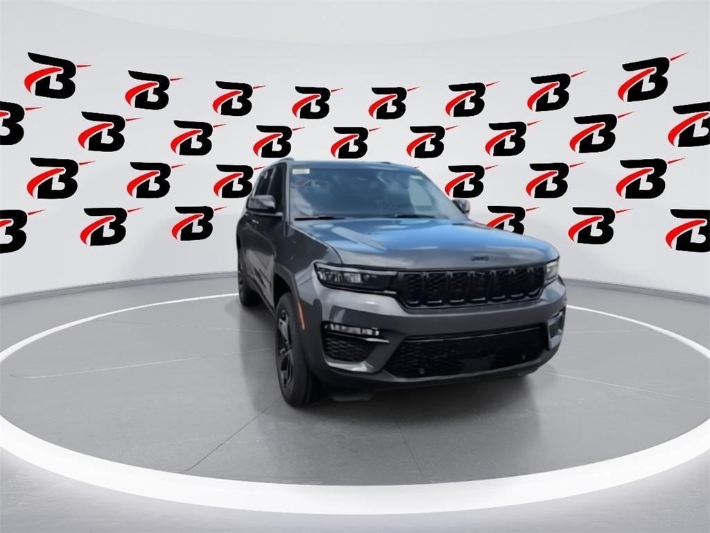 new 2025 Jeep Grand Cherokee car, priced at $44,544