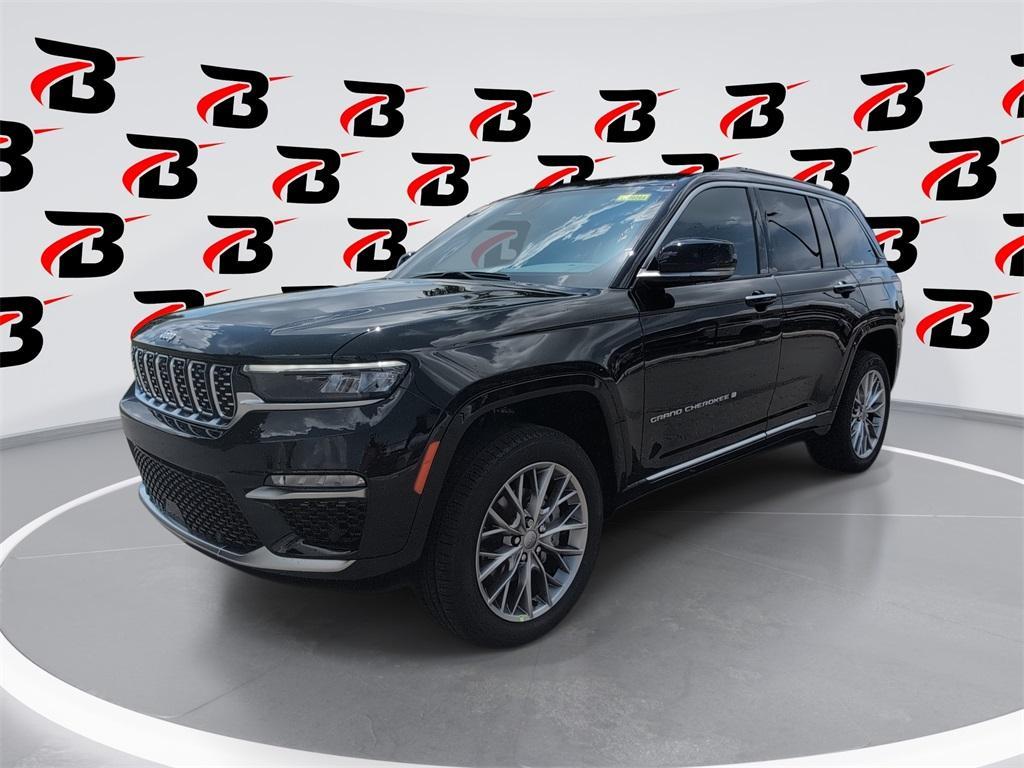new 2025 Jeep Grand Cherokee car, priced at $53,163