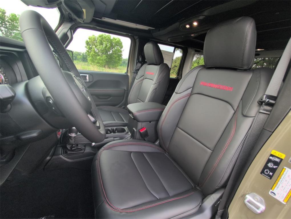 new 2025 Jeep Wrangler car, priced at $53,348