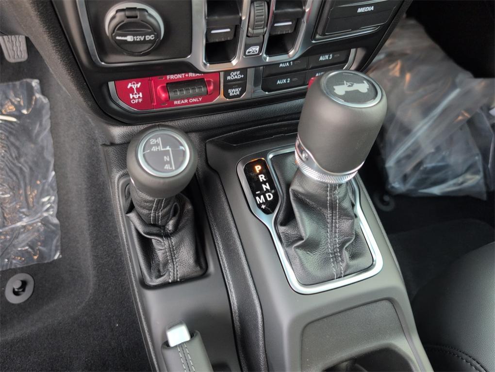 new 2025 Jeep Wrangler car, priced at $53,348