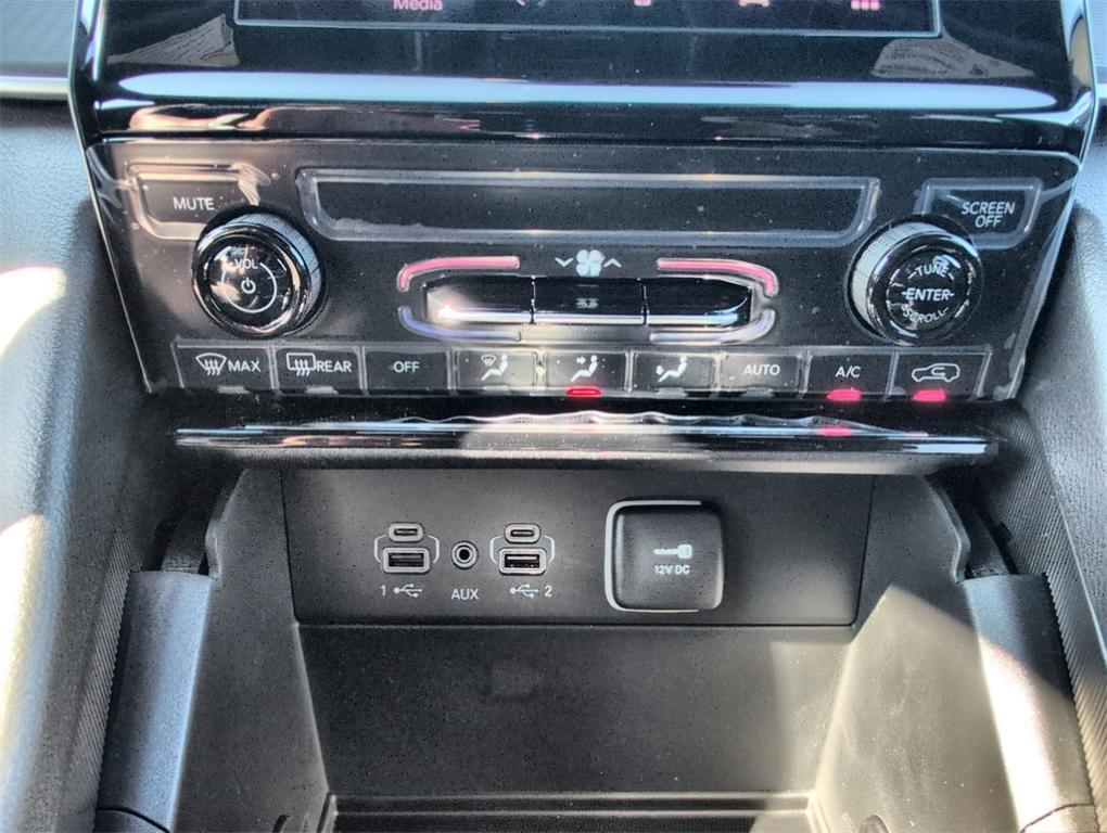 new 2025 Jeep Grand Cherokee car, priced at $35,016