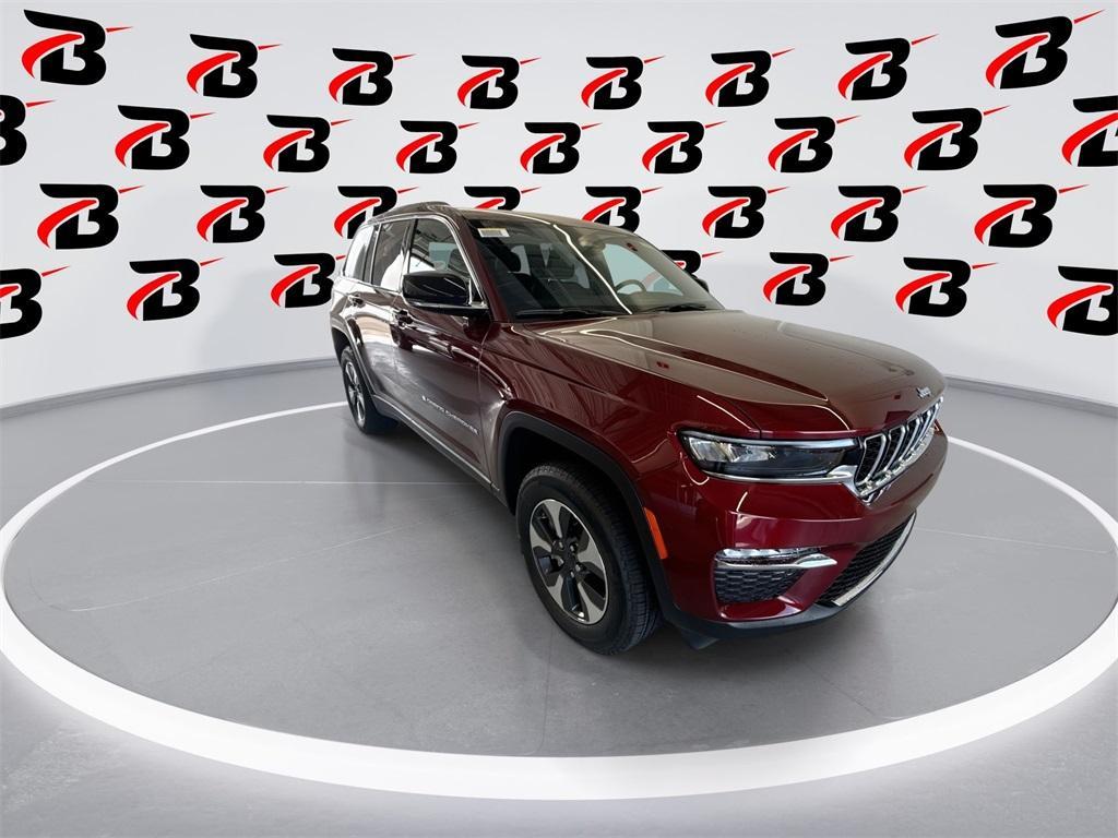 new 2025 Jeep Grand Cherokee 4xe car, priced at $57,673