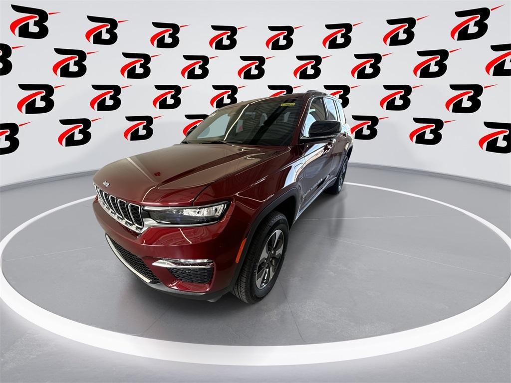 new 2025 Jeep Grand Cherokee 4xe car, priced at $57,673