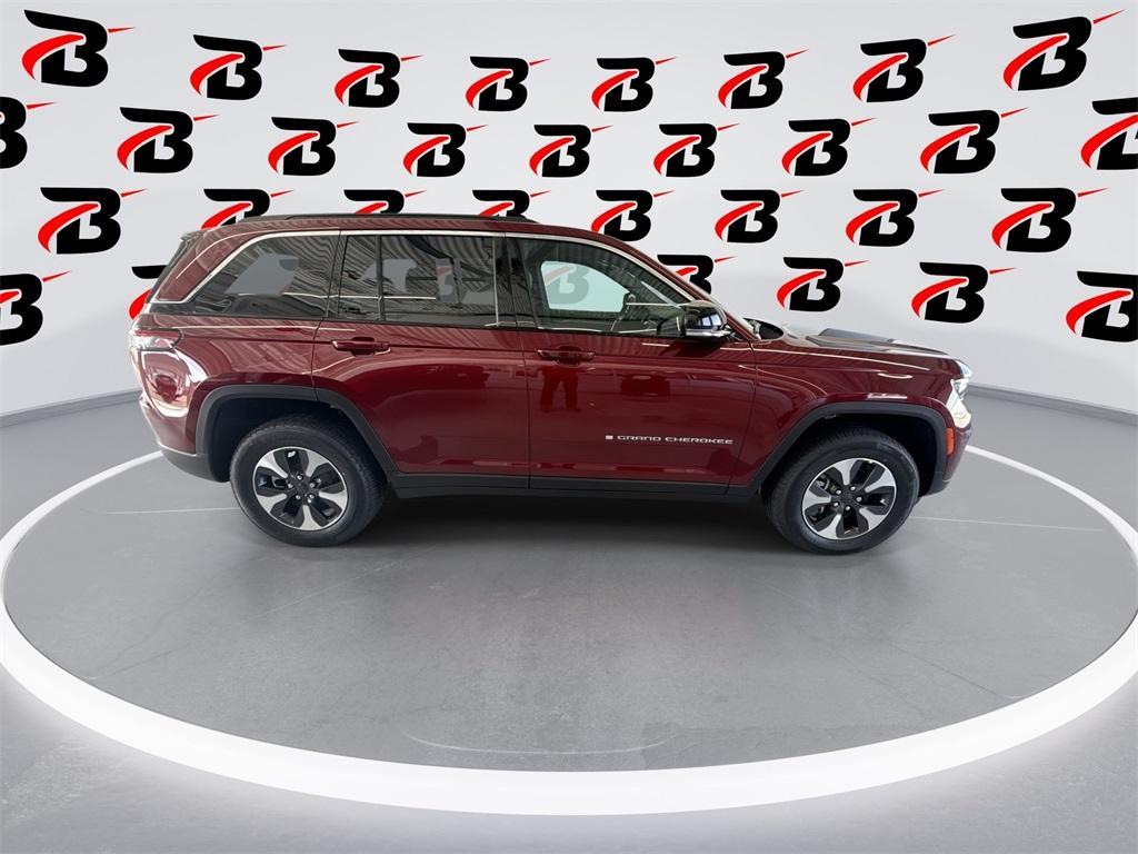 new 2025 Jeep Grand Cherokee 4xe car, priced at $57,673