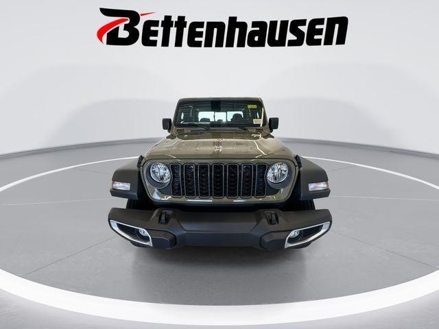 new 2025 Jeep Gladiator car, priced at $37,500