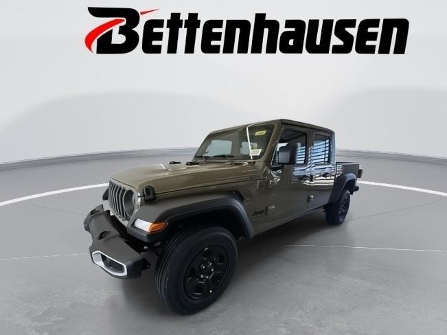 new 2025 Jeep Gladiator car, priced at $37,500