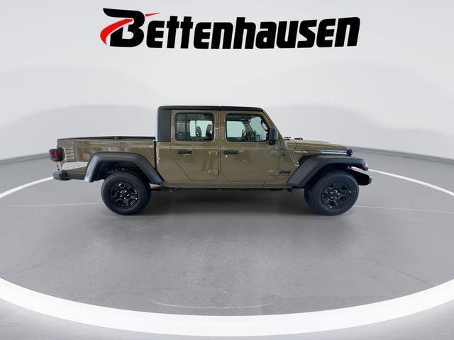 new 2025 Jeep Gladiator car, priced at $37,500