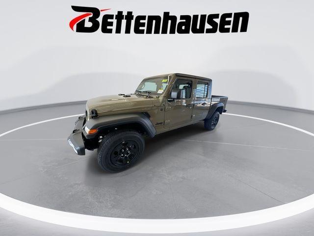 new 2025 Jeep Gladiator car, priced at $37,500