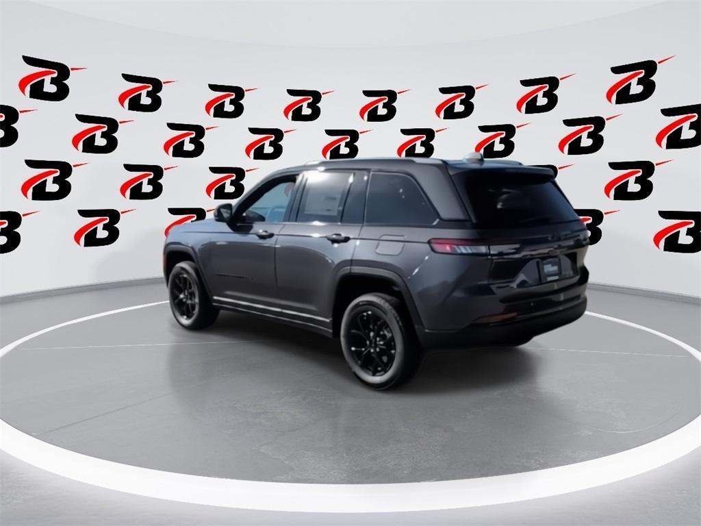 new 2025 Jeep Grand Cherokee car, priced at $41,775