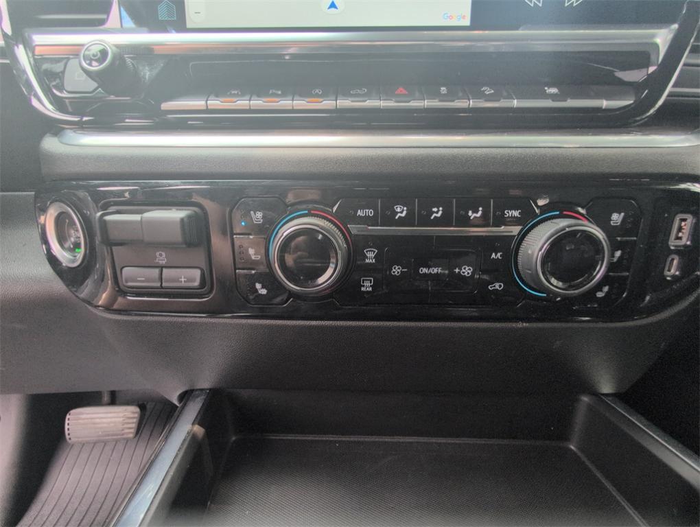 used 2022 Chevrolet Silverado 1500 car, priced at $43,900