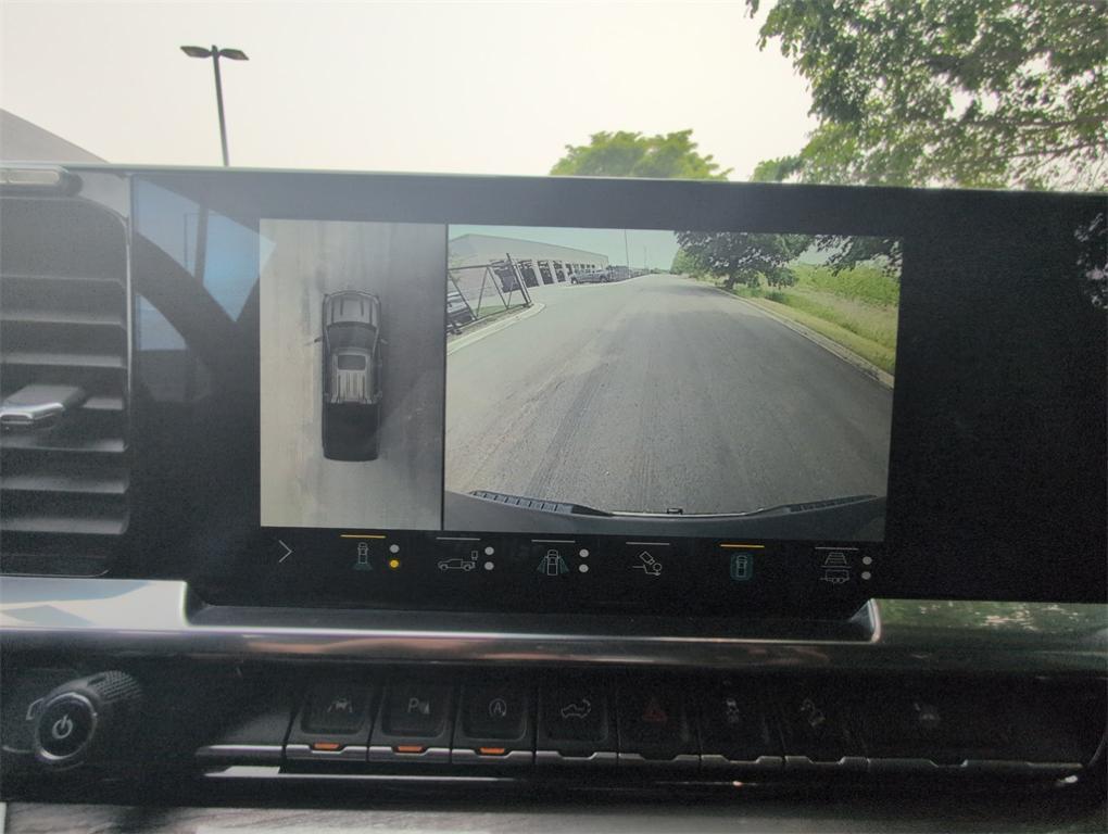 used 2022 Chevrolet Silverado 1500 car, priced at $43,900