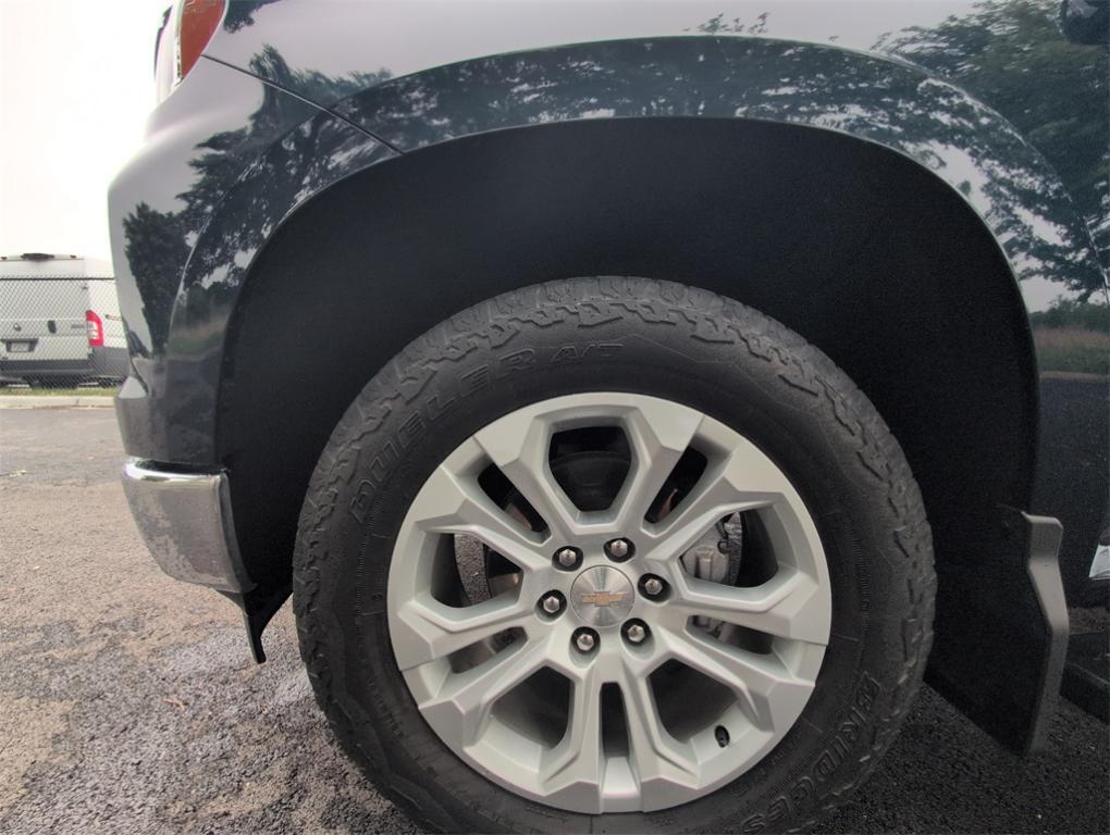 used 2022 Chevrolet Silverado 1500 car, priced at $43,900