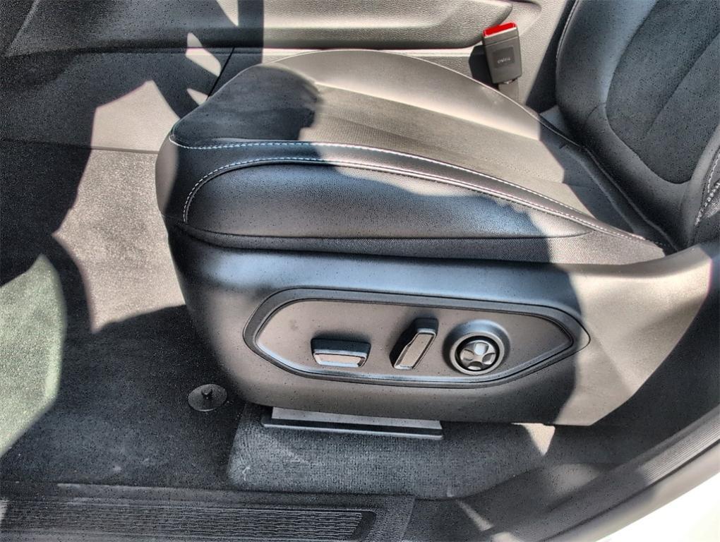 new 2025 Jeep Grand Cherokee L car, priced at $41,416