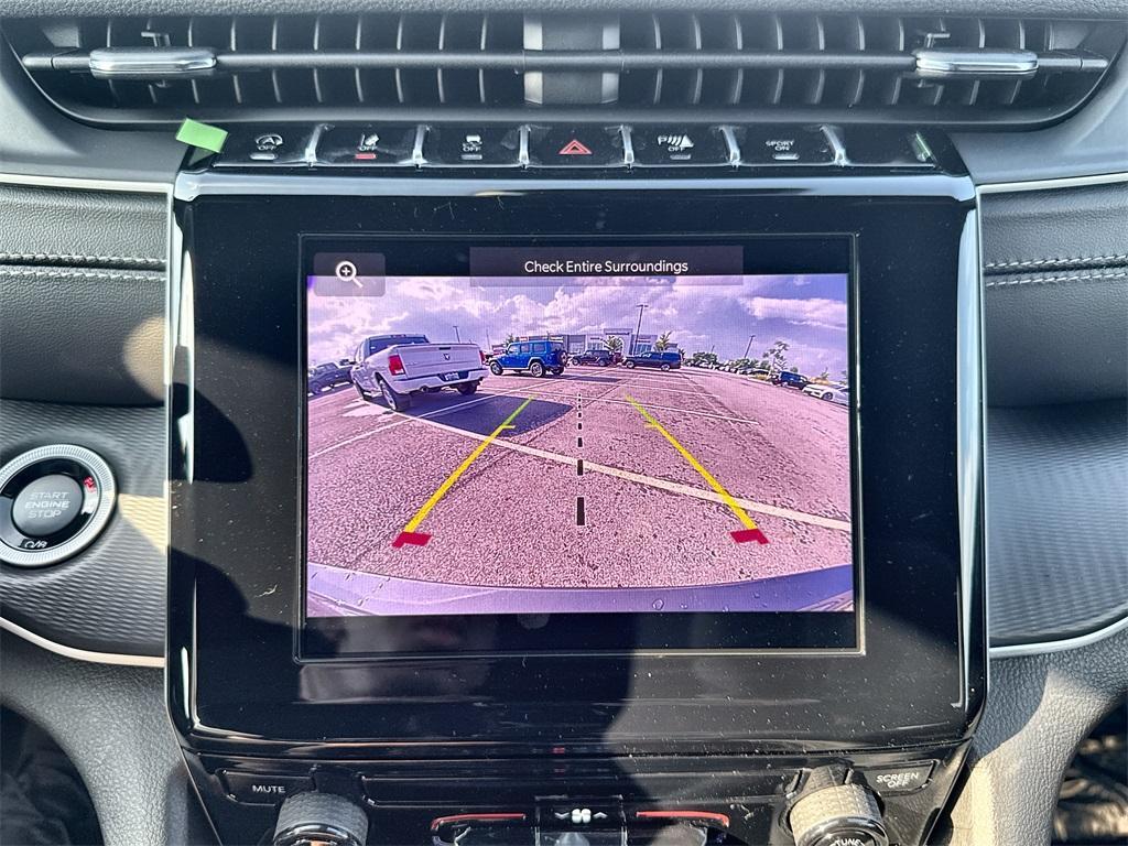 new 2025 Jeep Grand Cherokee L car, priced at $37,948