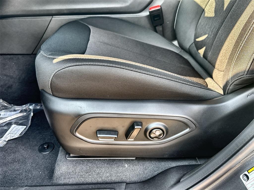 new 2025 Jeep Grand Cherokee L car, priced at $37,948