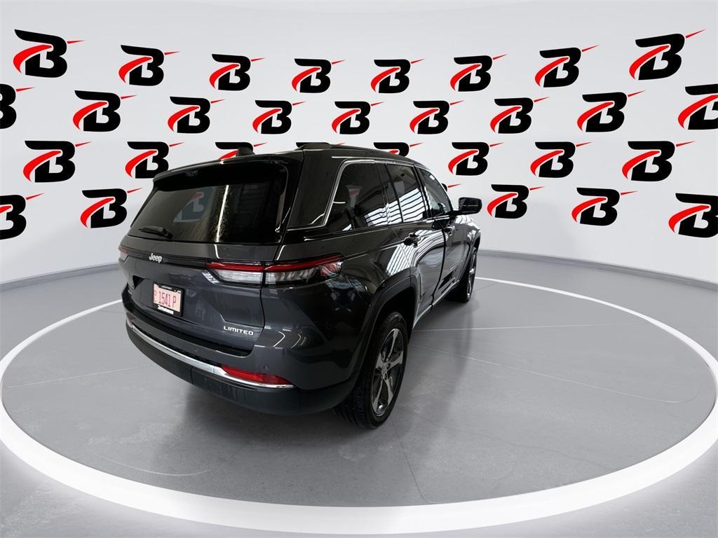 new 2025 Jeep Grand Cherokee car, priced at $49,110