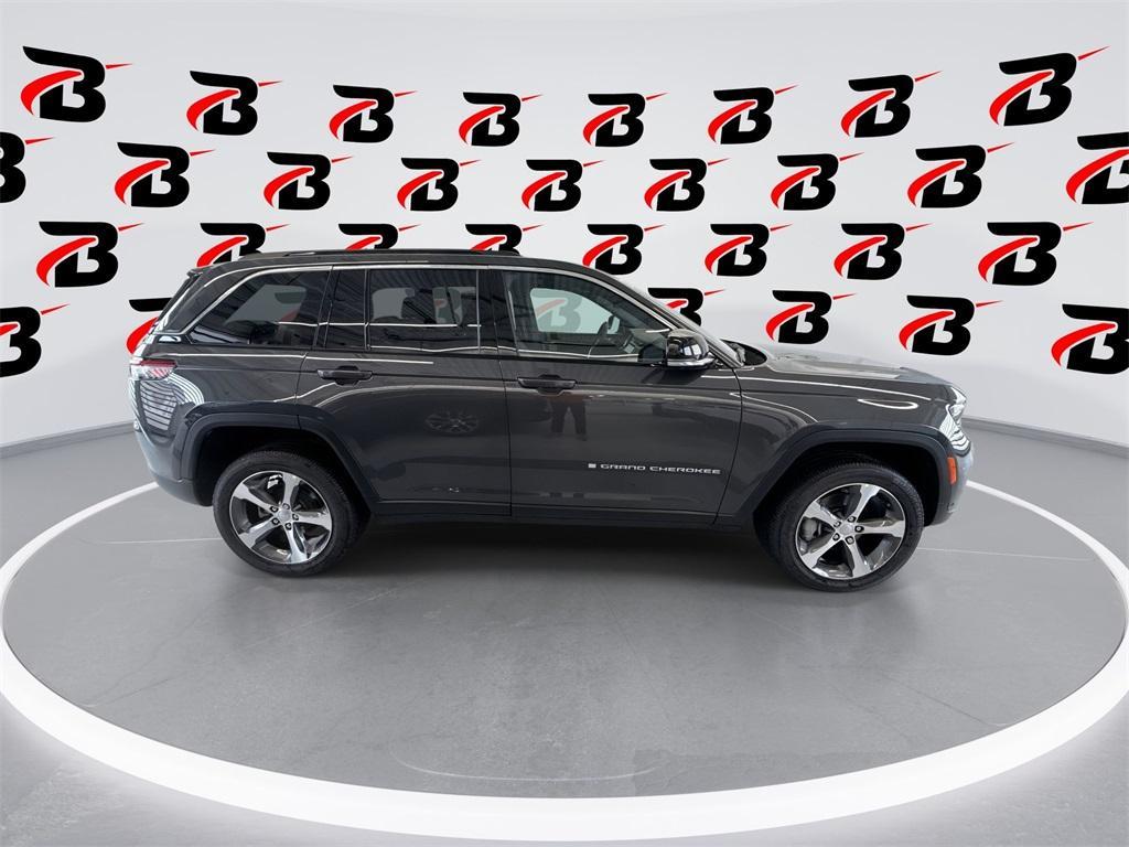 new 2025 Jeep Grand Cherokee car, priced at $49,110