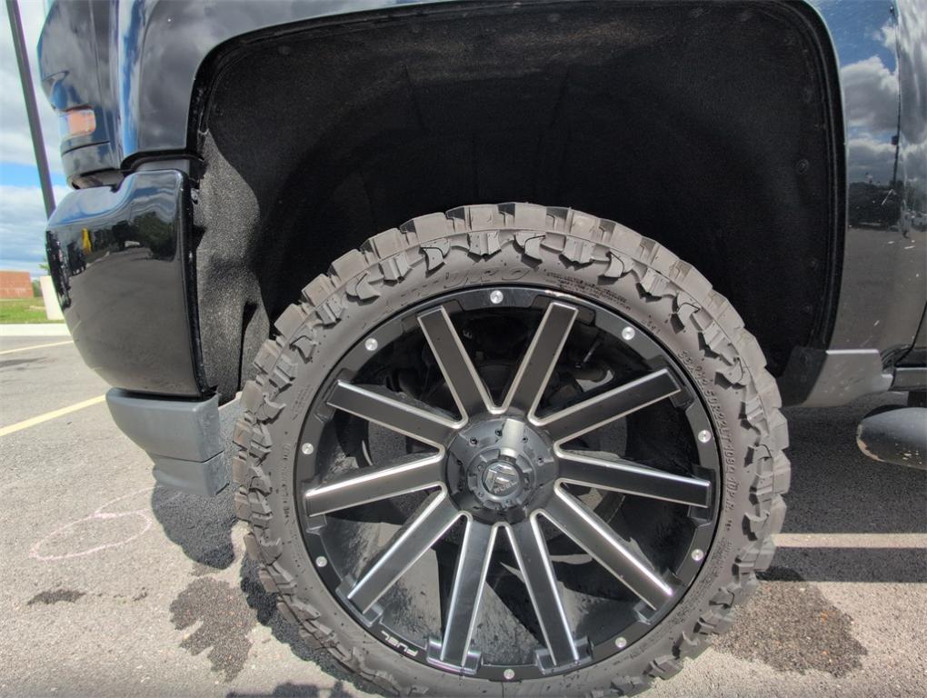 used 2018 Chevrolet Silverado 1500 car, priced at $27,980