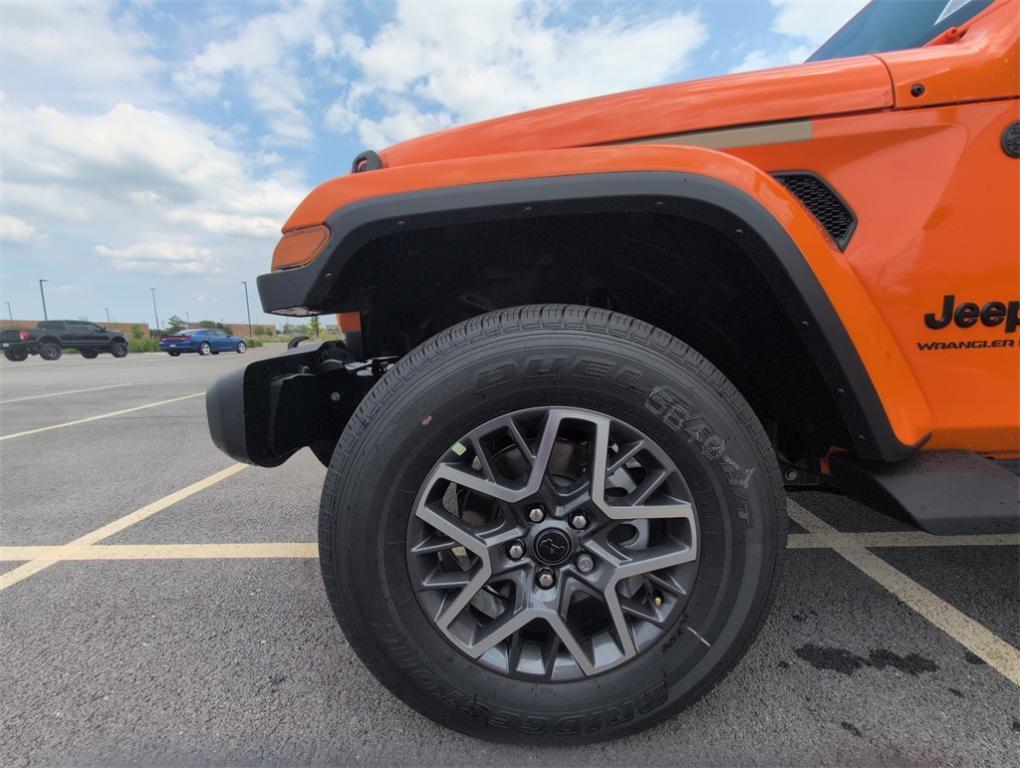 new 2025 Jeep Wrangler car, priced at $49,784