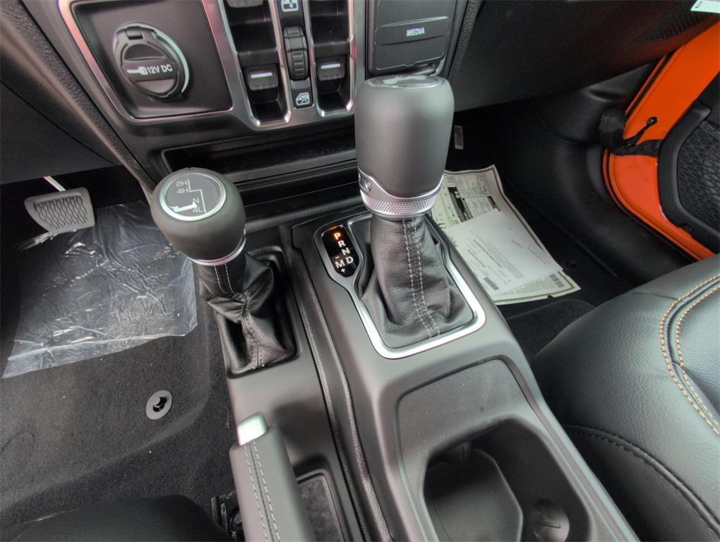 new 2025 Jeep Wrangler car, priced at $49,784
