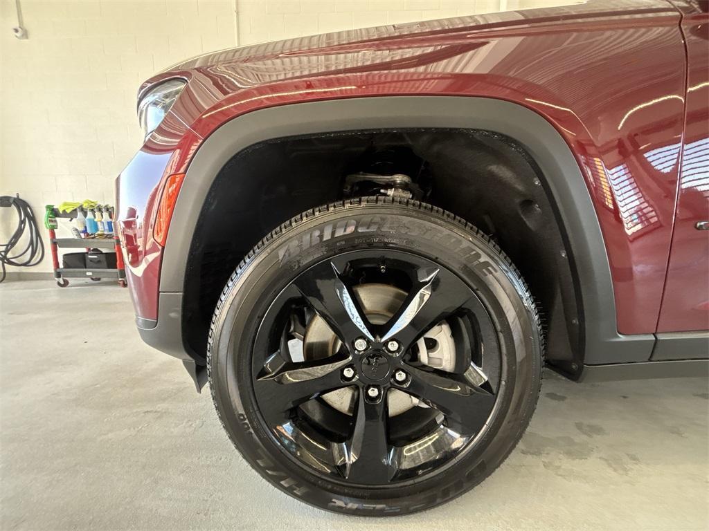 new 2025 Jeep Grand Cherokee L car, priced at $43,875
