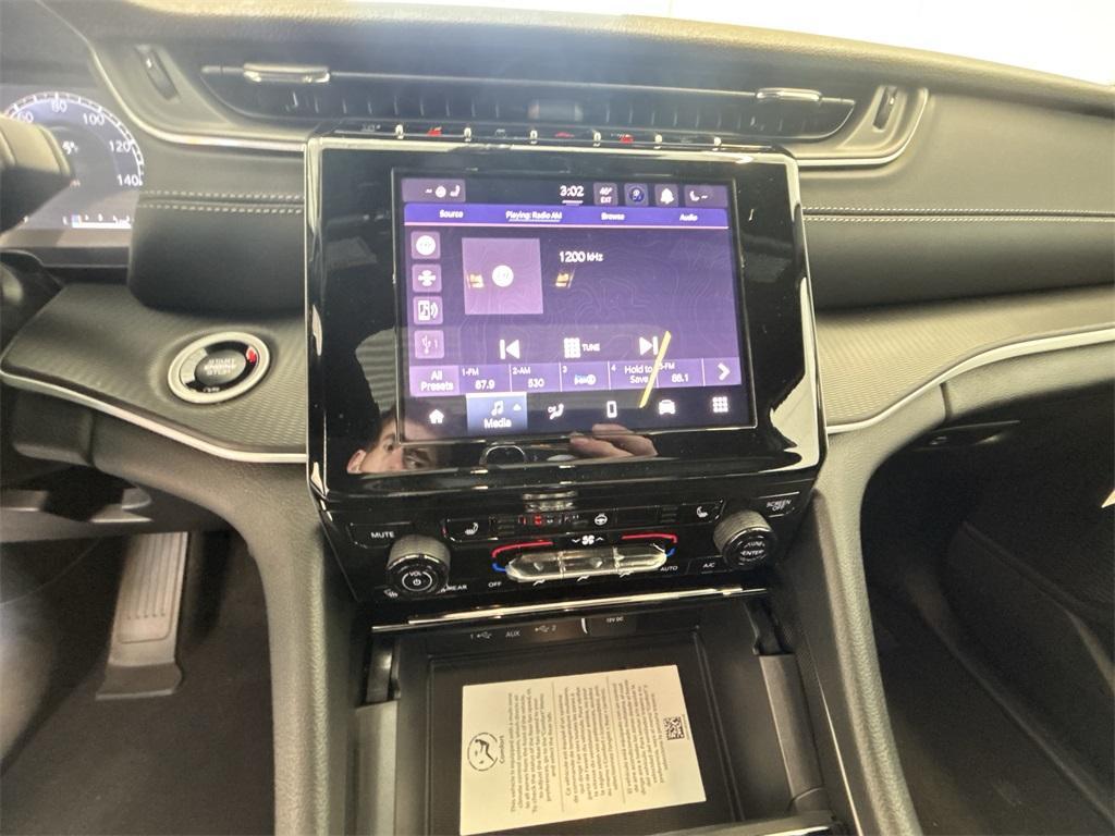 new 2025 Jeep Grand Cherokee L car, priced at $43,875